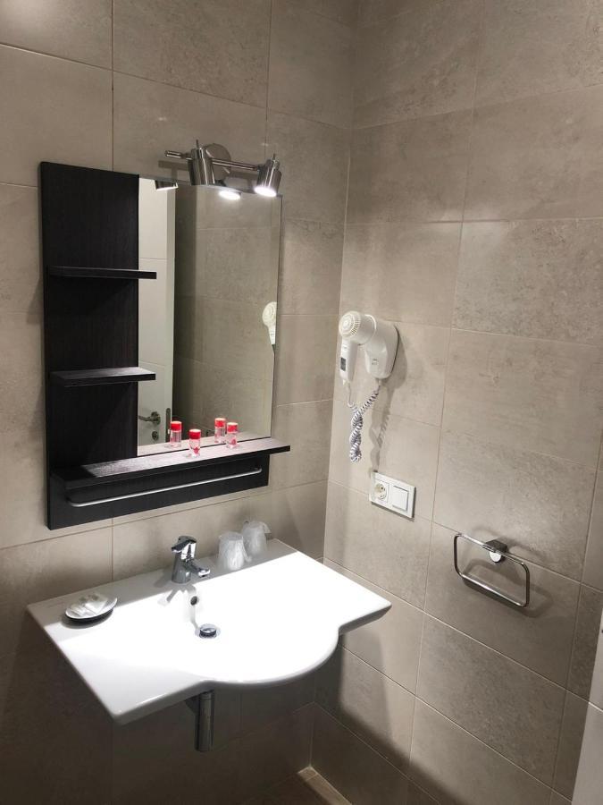 Pinar Malaga Rooms מראה חיצוני תמונה