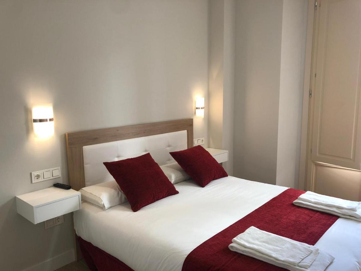 Pinar Malaga Rooms מראה חיצוני תמונה