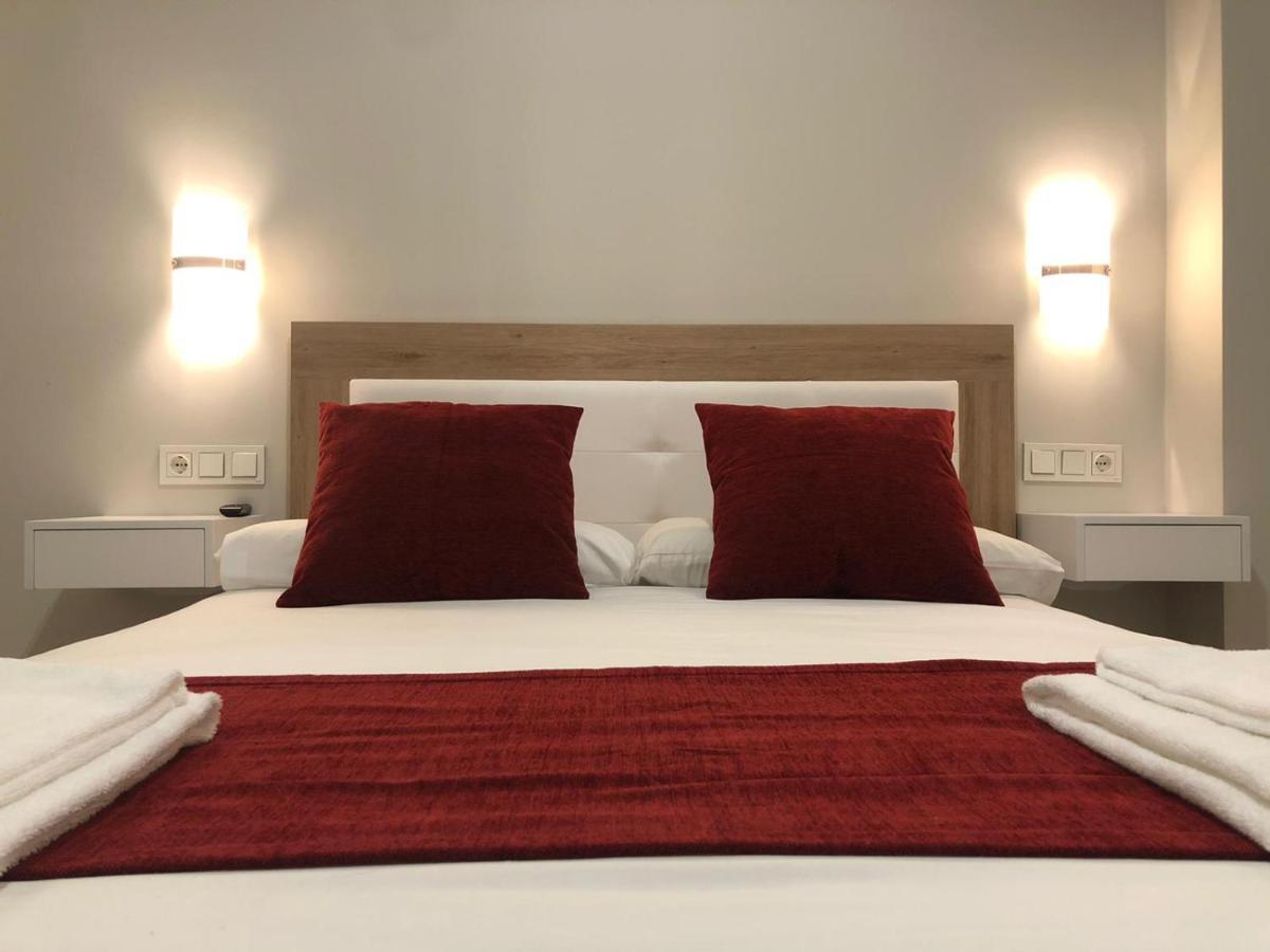 Pinar Malaga Rooms מראה חיצוני תמונה